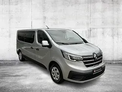 Grau Gebraucht 2024 Renault Trafic Life Van | 33.880 € (Superpreis)