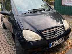 Schwarz Gebraucht 2000 Mercedes A140 Classic Van / Kleinbus | 690 € (Guter Preis)