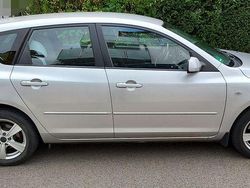 Silber Gebraucht 2007 Mazda 3 Active Limousine | 4.000 € (Teuer)