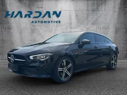 Schwarz Gebraucht 2019 Mercedes CLA200 Shooting Brake Kombi | 18.990 € (Guter Preis)