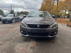 Grau Gebraucht 2018 Peugeot 308 Style Kombi | 9.999 € (Superpreis)