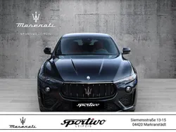 Schwarz Gebraucht 2023 Maserati Levante SUV | 103.111 €