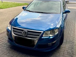 Blau Gebraucht 2010 VW Passat R-line Edition Kombi | 2.999 € (Superpreis)