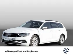 Weiß Gebraucht 2021 VW Passat Business Kombi | 20.563 € (Guter Preis)