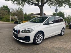 Alpinweiss iii Gebraucht 2019 BMW 218 Gran Tourer Advantage Van / Kleinbus | 9.800 € (Etwas zu teuer)