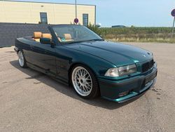 Grün Gebraucht 1995 BMW 328 Cabriolet M Sport Cabrio | 11.900 €