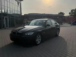 Schwarz Gebraucht 2005 BMW 318 Limousine | 1.500 € (Guter Preis)