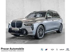 Frozen pure grey Gebraucht 2023 BMW X7 M Sport SUV | 86.495 € (Guter Preis)