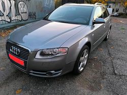 Grau Gebraucht 2006 Audi A4 Kombi | 4.700 € (Fairer Preis)