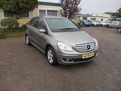 Grau Gebraucht 2006 Mercedes B170 Van / Kleinbus | 3.999 € (Fairer Preis)