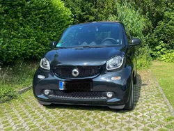 Schwarz Gebraucht 2019 Smart ForTwo Cabrio Passion Cabrio | 13.999 € (Fairer Preis)