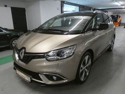 Beige hnp + black gne Gebraucht 2018 Renault Scénic IV Intens Van / Kleinbus | 14.500 € (Etwas zu teuer)