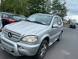 Grau Gebraucht 2005 Mercedes ML270 Edition SUV | 3.000 €