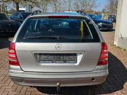 Silber Gebraucht 2004 Mercedes C200 Classic Kombi | 2.950 € (Fairer Preis)