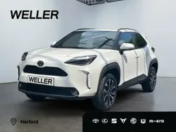 Schneeweiß Neu 2025 Toyota Yaris Cross SUV | 26.490 €