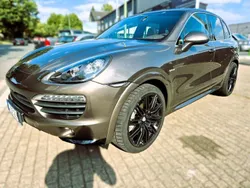 Braun Gebraucht 2012 Porsche Cayenne S E-Hybrid SUV | 21.000 € (Fairer Preis)