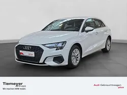 Ibisweiß Gebraucht 2023 Audi A3 e-tron Kleinwagen | 26.970 € (Etwas zu teuer)