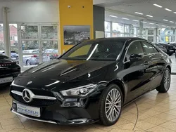 Schwarz Gebraucht 2023 Mercedes CLA180 Luxury Limousine | 30.999 € (Fairer Preis)