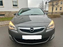 Grau Gebraucht 2011 Opel Astra Kleinwagen | 3.000 € (Guter Preis)