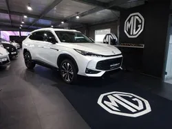 Weiß Gebraucht 2024 MG HS SUV | 27.900 € (Fairer Preis)