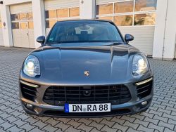 Grau Gebraucht 2014 Porsche Macan S SUV | 19.990 €