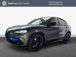 Grau Gebraucht 2023 Alfa Romeo Stelvio Veloce SUV | 39.465 € (Fairer Preis)