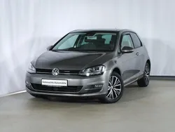 Grau Gebraucht 2016 VW Golf VII Limousine | 16.680 € (Guter Preis)