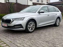 Stribrna brilliant/ brilliants Gebraucht 2021 Skoda Octavia Kombi | 21.900 € (Fairer Preis)