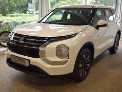 Basaltgrau Neu 2025 Mitsubishi Outlander P-HEV Basis SUV | 46.990 € (Superpreis)