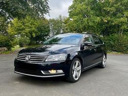 Schwarz Gebraucht 2012 VW Passat Kombi | 11.499 € (Teuer)