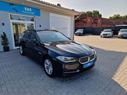 Saphirschwarz Gebraucht 2015 BMW 520 Kombi | 15.790 € (Fairer Preis)