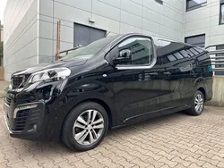 Schwarz Gebraucht 2021 Peugeot Traveller Business-Line Van / Kleinbus | 28.890 € (Fairer Preis)