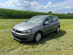Grau Gebraucht 2009 VW Golf VI Trendline Limousine | 4.999 € (Teuer)
