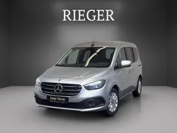 Silber Gebraucht 2022 Mercedes T180 Progressive Van / Kleinbus | 24.849 € (Guter Preis)