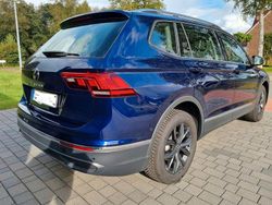 Blau Gebraucht 2024 VW Tiguan Allspace Life SUV | 32.900 € (Fairer Preis)