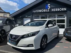 Weiß Gebraucht 2020 Nissan Leaf N-Connecta Kleinwagen | 12.990 € (Fairer Preis)