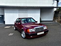 Rot Gebraucht 1993 Mercedes E500 AMG Limousine | 149.500 €