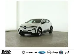 Weiß Gebraucht 2022 Renault Mégane Equilibre Limousine | 19.960 € (Superpreis)