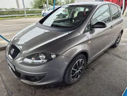 Grau Gebraucht 2005 Seat Altea Fresh Van / Kleinbus | 3.650 € (Teuer)