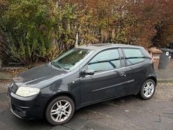 Schwarz Gebraucht 2004 Fiat Punto Limousine | 499 € (Superpreis)