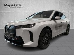 Dune grey metallic Neu 2025 BMW iX Sport Line SUV | 88.990 €