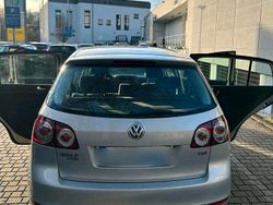 Grau Gebraucht 2010 VW Golf Plus Cross Van / Kleinbus | 7.650 € (Etwas zu teuer)