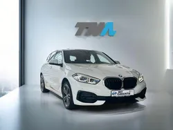Weiß Gebraucht 2022 BMW 118 Sport Line Kleinwagen | 21.270 € (Fairer Preis)