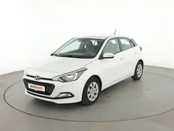 Weiß Gebraucht 2017 Hyundai i20 GO! Limousine | 8.540 € (Fairer Preis)