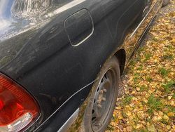 Schwarz Gebraucht 2003 BMW 318 Compact Kleinwagen | 1.899 €