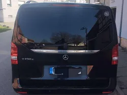 Schwarz Gebraucht 2016 Mercedes V250 Avantgarde Van / Kleinbus | 30.000 € (Guter Preis)