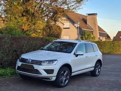 Weiß Gebraucht 2016 VW Touareg SUV | 21.900 € (Fairer Preis)