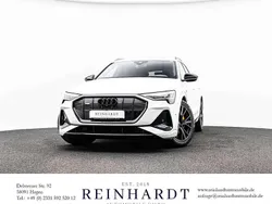 Gletscherweiß metallic Gebraucht 2021 Audi e-tron Black Edition SUV | 40.650 € (Guter Preis)