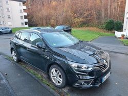 Schwarz Gebraucht 2025 Renault Mégane GrandTour Kombi | 11.500 €