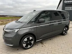 Grau Neu 2025 VW Multivan Style Van / Kleinbus | 61.600 €